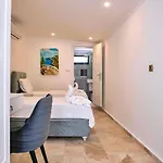 فيلة Akbel 2 Bedroom Secluded With Private Pool Hot Tub *
