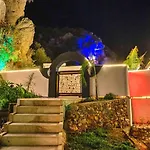 فيلة Akbel 2 Bedroom Secluded With Private Pool Hot Tub