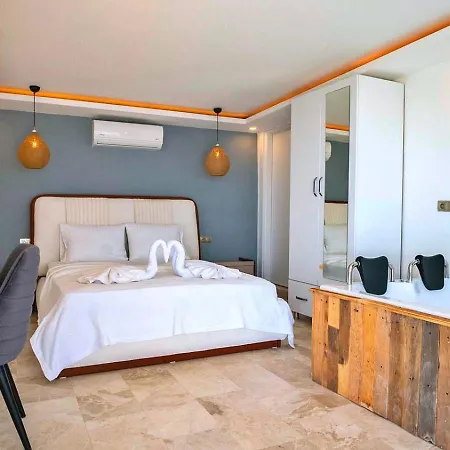 Akbel 2 Bedroom Secluded With Private Pool Hot Tub Villa