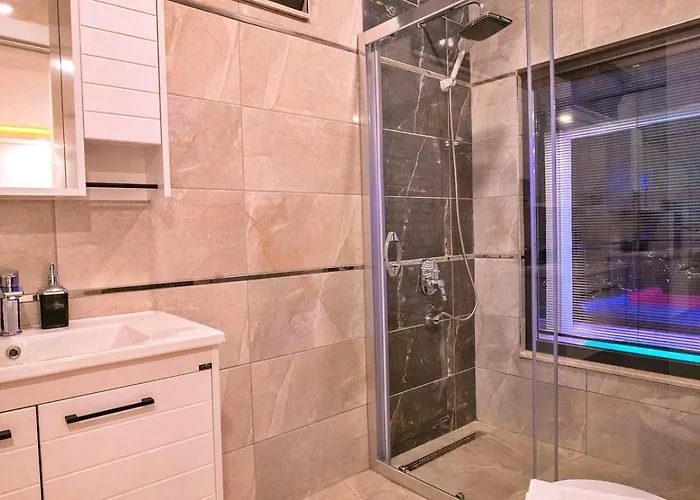 Akbel 2 Bedroom Secluded With Private Pool Hot Tub Kalkan