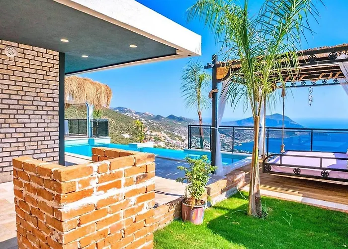 Villa Akbel 2 Bedroom Secluded With Private Pool Hot Tub *