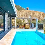 Вилла Akbel 2 Bedroom Secluded With Private Pool Hot Tub