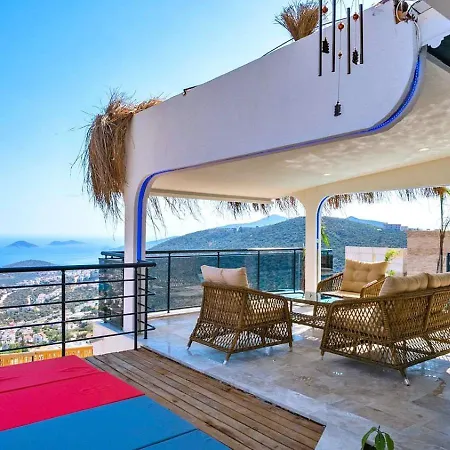 Akbel 2 Bedroom Secluded With Private Pool Hot Tub Kalkan