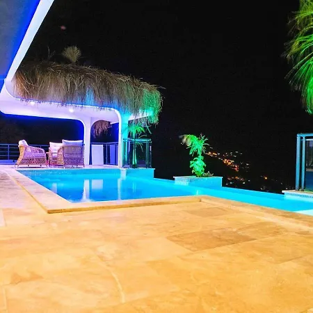 Akbel 2 Bedroom Secluded With Private Pool Hot Tub