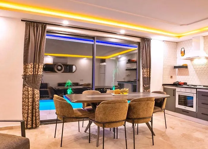 וילה Akbel 2 Bedroom Secluded With Private Pool Hot Tub קלקן